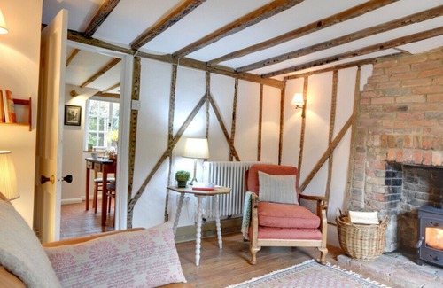 Cranbrook House | Woody - Two Bedroom House, Sleeps 3