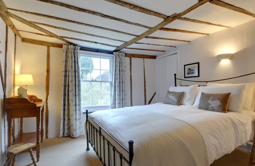 Cranbrook House | Woody - Two Bedroom House, Sleeps 3