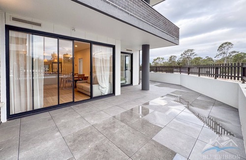 Rouse Hill Apartment | Work, Rest, Commute – All in One | 5 Mins to Tallawong Metro