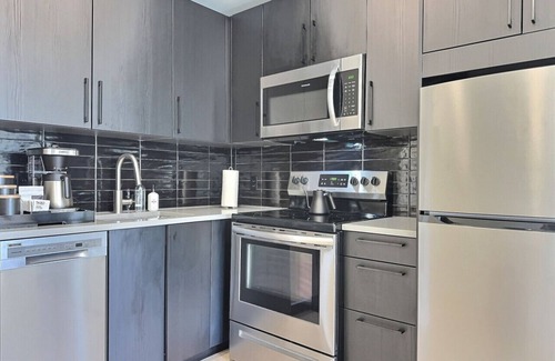 Five Points South Apartment | Work Trip Escape | Near Hospital + Local Dining