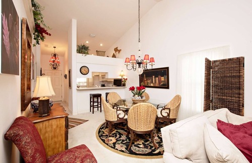 Port Orange House | Workcation in Port Orange-Near Shopping, I-95, Best Beaches! WIFI-Garage-Pool-Spa-Game Rm-Gym-More!