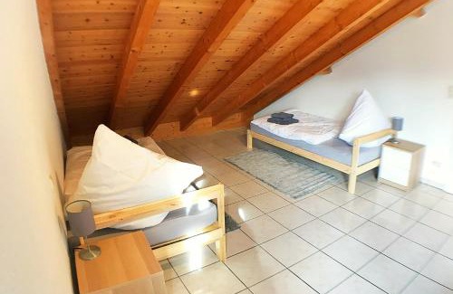 Busingen am Hochrhein Apartment | Workers Apartment- three room apartment with kitchen and wifi