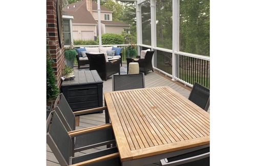 Natick House | World Cup travelers--40 min to Gillette! Spacious private home w/jacuzzi tub