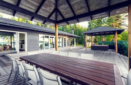 Heimari Villa | World's End - 2 Luxury Beachfront Villas (425m2)