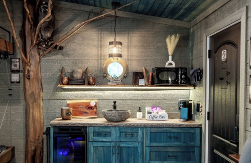 Sevierville Cabin | 🌱World's First Interactive Treehouse Resort! Tree-mendous Fun! 🌳