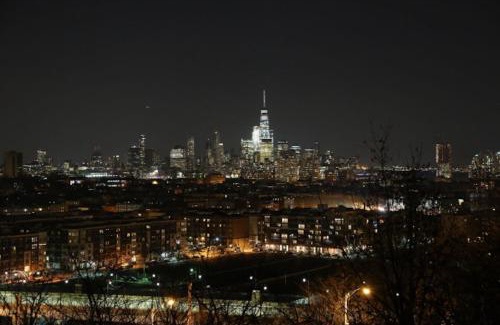 Union City Apartment | World Trade Apt 3 15 Minutes to Times Square