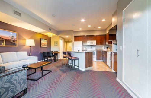 Terra Lago Hotel | WorldMark Indio - 1 Bedroom Accessible