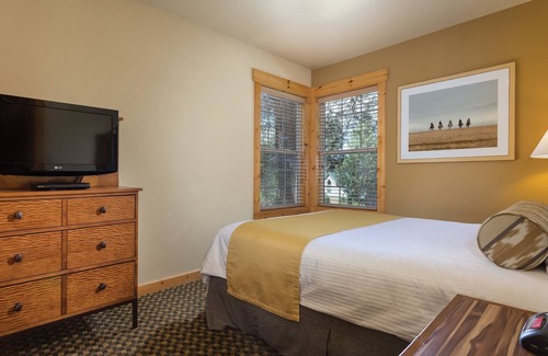 Klamath Falls Hotel | WorldMark Running Y Resort