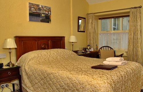 Wortley House | Wortley Cottage Guest House