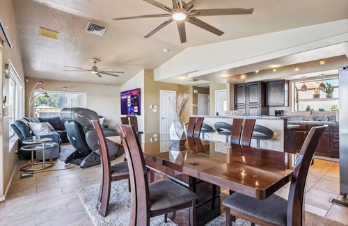 Bullhead City House | Wow! Amazing Riverfront Home with Boat Launch Next Door!