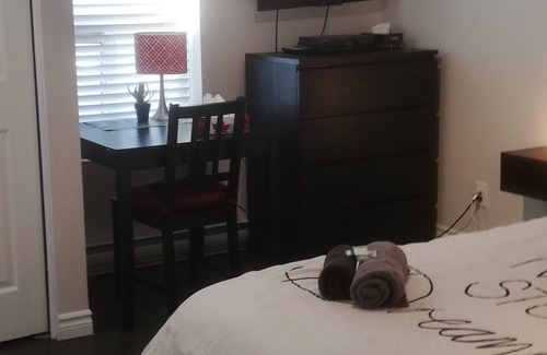 Hull Apartment | WOW! Beautiful studio near Ottawa (101-2)