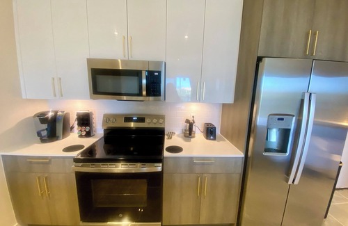 Bonita Springs Apartment | Wow! Cut the ribbon! Brand new! Golf and Beach. Stylish and close to everything!