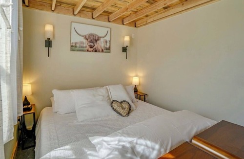 Yacolt House | WOW Hidden Meadows Retreat - Private Hot Tub