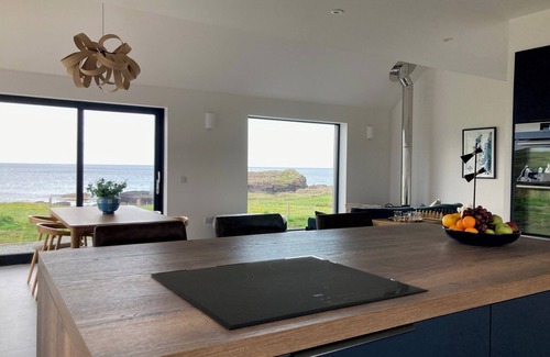 Kilmaluag House | Wow sea-view! walks, cliffs, wildlife