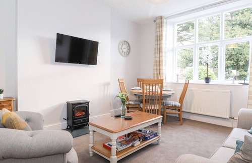 Cark Cottage | WREN COTTAGE AT HOLKER, pet friendly in Cark In Cartmel