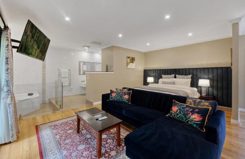 Marysville Bed & Breakfast | Wrenfield Cottages