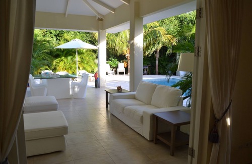 Willemstad Villa | Wunderful tropical Villa with swimmingpool for 2 persons
