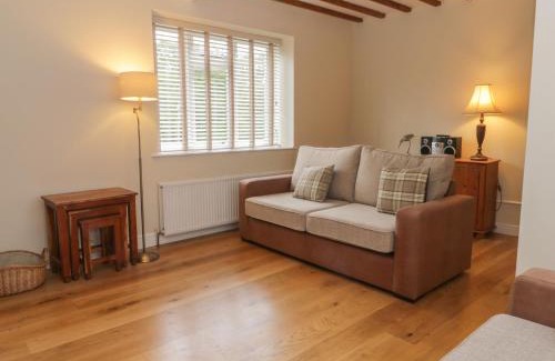 Staintondale House | Wyke Lodge Cottage
