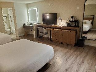 Midway-Pacific Highway Hotel | Wyndham Garden San Diego
