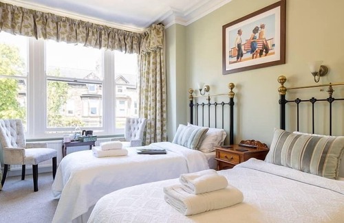 Harrogate House | Wynnstay House