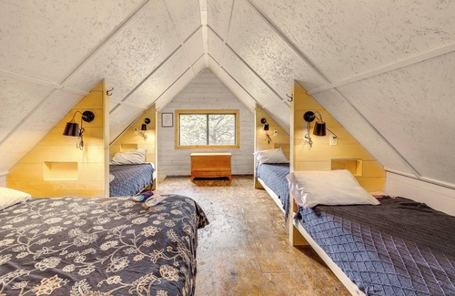 Glendo Cabin | Wyoming Cabin ~ 2 Mi to Glendo State Park!