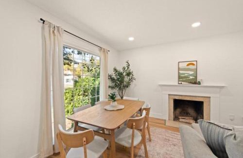 Euclid House | X 3BR Home Bright and Open In Euclid Near Cleveland