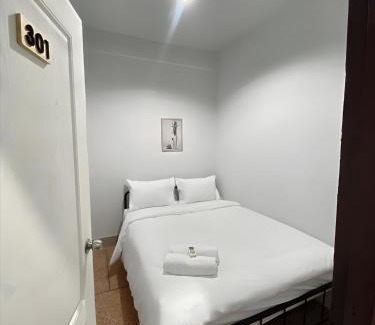 San Chao Pho Suea Apartment | X BAO San Chao Pho Suea - ศาลเจ้าพ่อเสือ