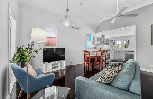 Marcoola Apartment | "Xanadu" Charming 2-Bed Retreat by Marcoola Beach