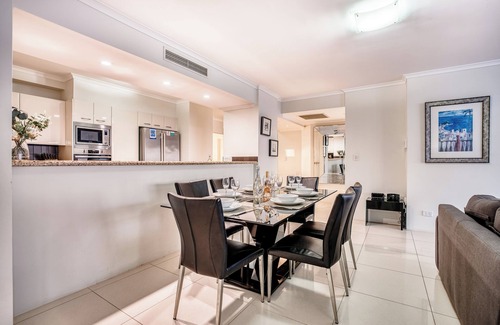 Main Beach Apartment | Xanadu Main Beach Resort