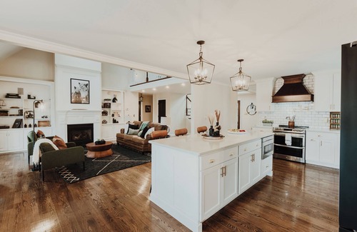 Keene House | Xmas & NY Special - Pool, Hot Tub, Game Room, EV charger, Sleeps 20