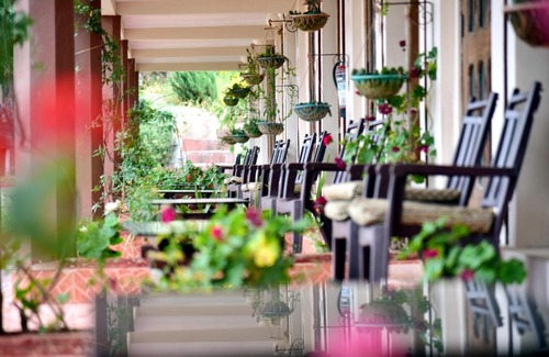 Chiliyanaula Resort | Xomotel Ranikhet Heights