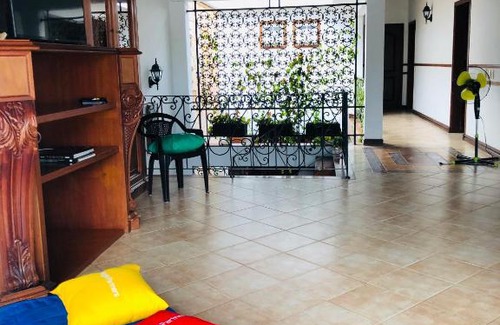 San Antonio House | Xué Hostel Boutique El Peñón