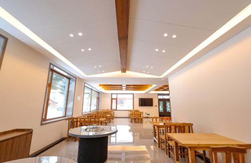 Harbin Hotel | Xuegu Xuefu Lai Inn