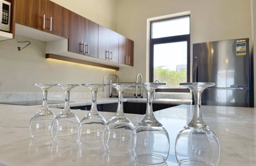 El Gouna Villa | Xuru Stays I Poised & Pearly 3 BDR Villa @ Cyan El Gouna