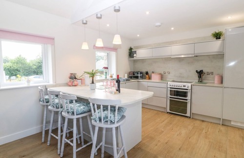 Dinas Cottage | Y Beudy