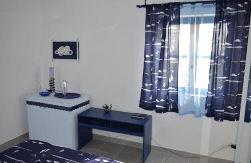 Sal Bed & Breakfast | Yacht Club Sal