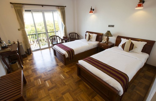Mandalay Hotel | Yadanarpon Dynasty Hotel