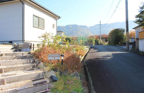 Tenri House | Yamanobenomichi teku teku