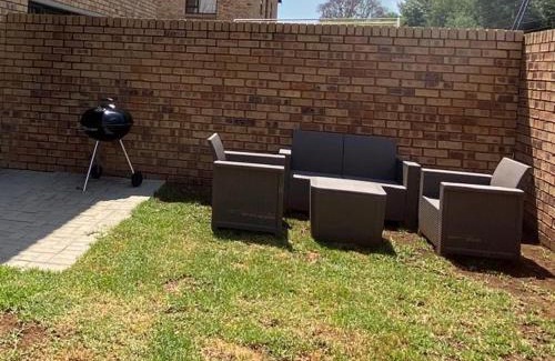 Germiston Apartment | Yanaz Place