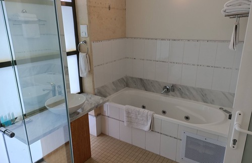 Yanchep Hotel | Yanchep Inn