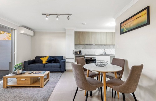 Rockingham Apartment | Yaran Suites