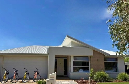 Yarrawonga House | Yarrawonga by Twin Palms - Luxury Family Retreat