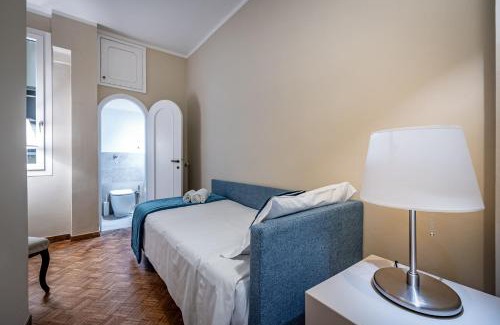 San Niccolo Apartment | YD balcony on Pontevecchio view