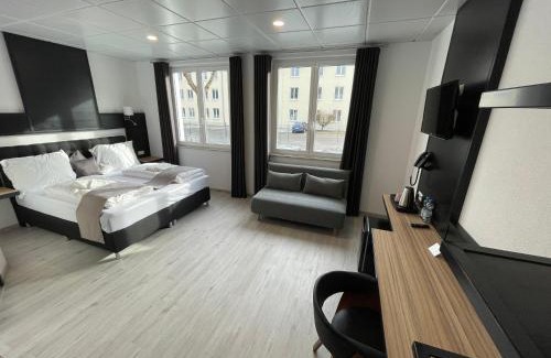 Guenzburg Hotel | Yebs Hotel