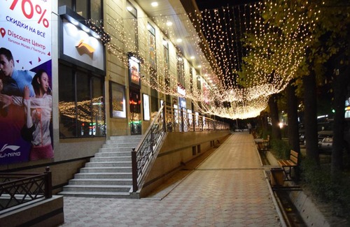 Bishkek Apartment | Yellow apartment in the center of Bishkek