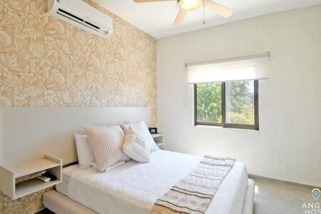 La Paz Apartment | Yellow Home Quiet Area Coromuel Beach 16km 9 3mi