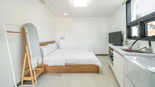 Yeosu House | Yeosu Nangmanstay pension