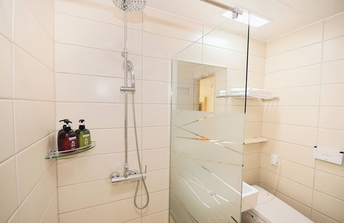 Dolsan-eup Hotel | Yeosu-si noblehotel