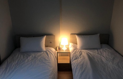 Yeonhui-dong Hostel | YH GuestHouse