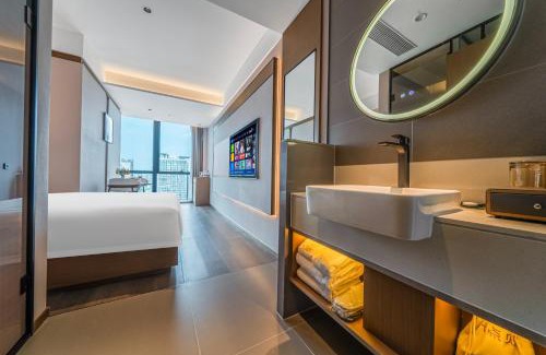 Shapingba Hotel | Yijiatu Hotel-Chongqing Shapingba High-speed Railway Station Sanxia Square Branch